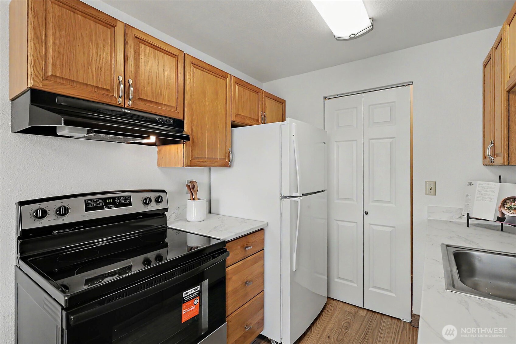 2020 Grant Avenue D206 Property Photo 9