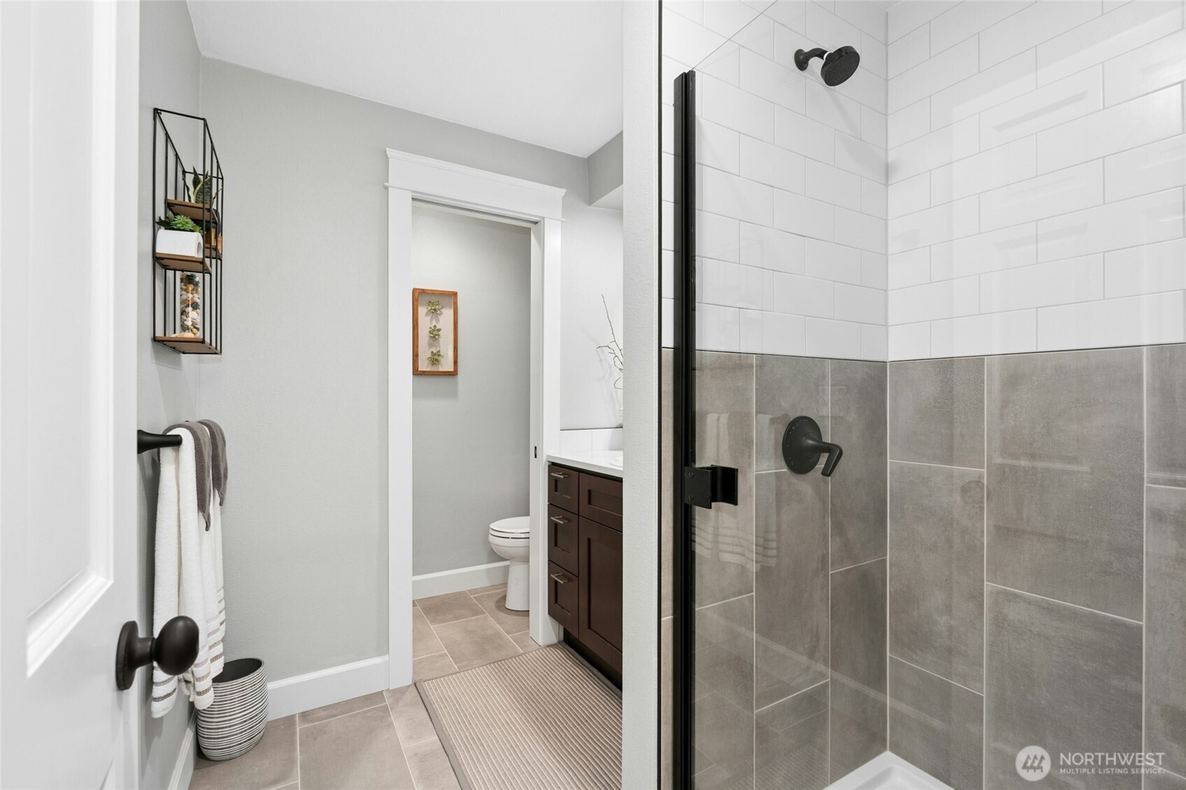 12530 Holmes Point Drive Property Photo 30
