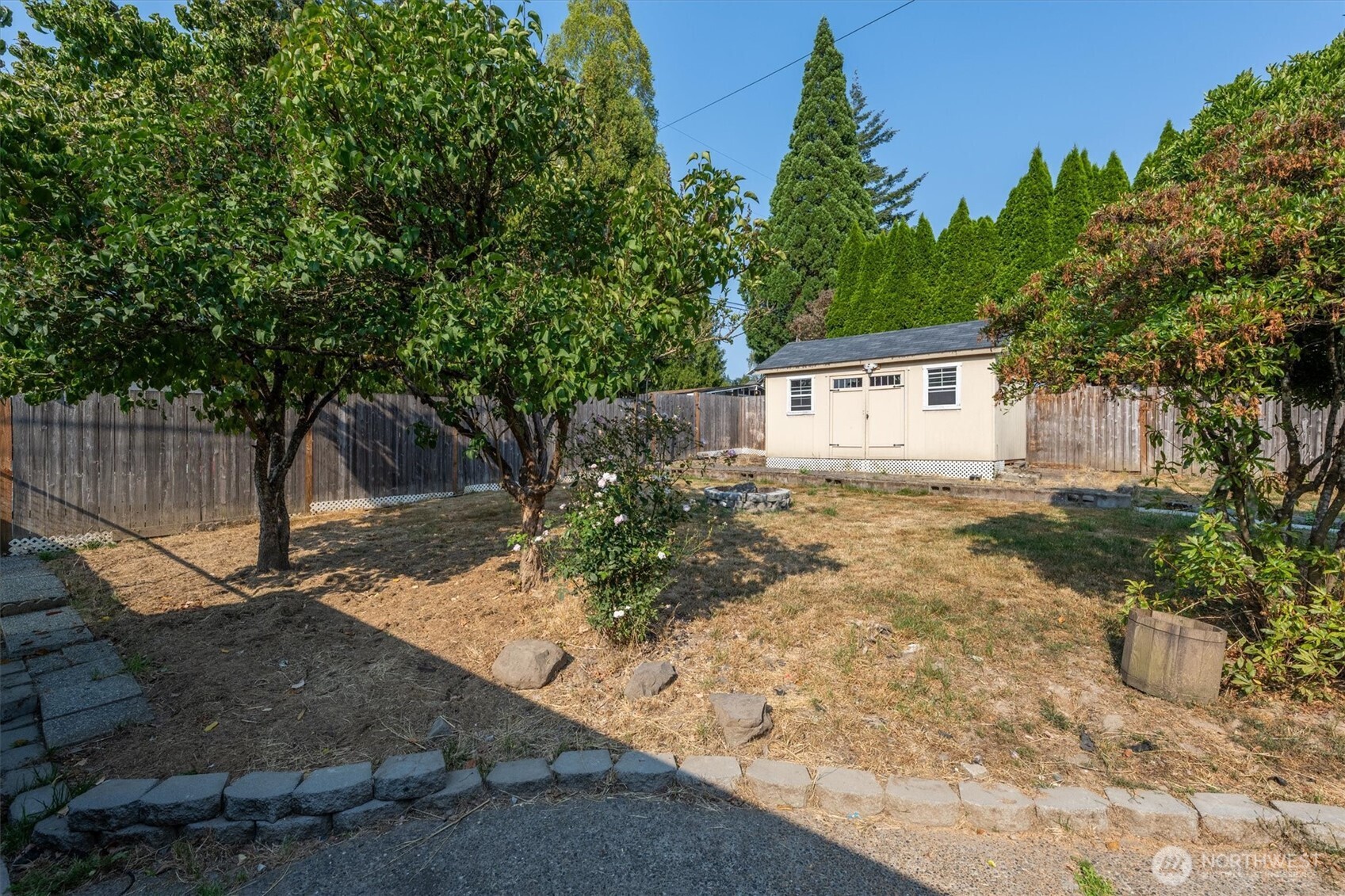 606 N 16th Avenue Property Photo 26
