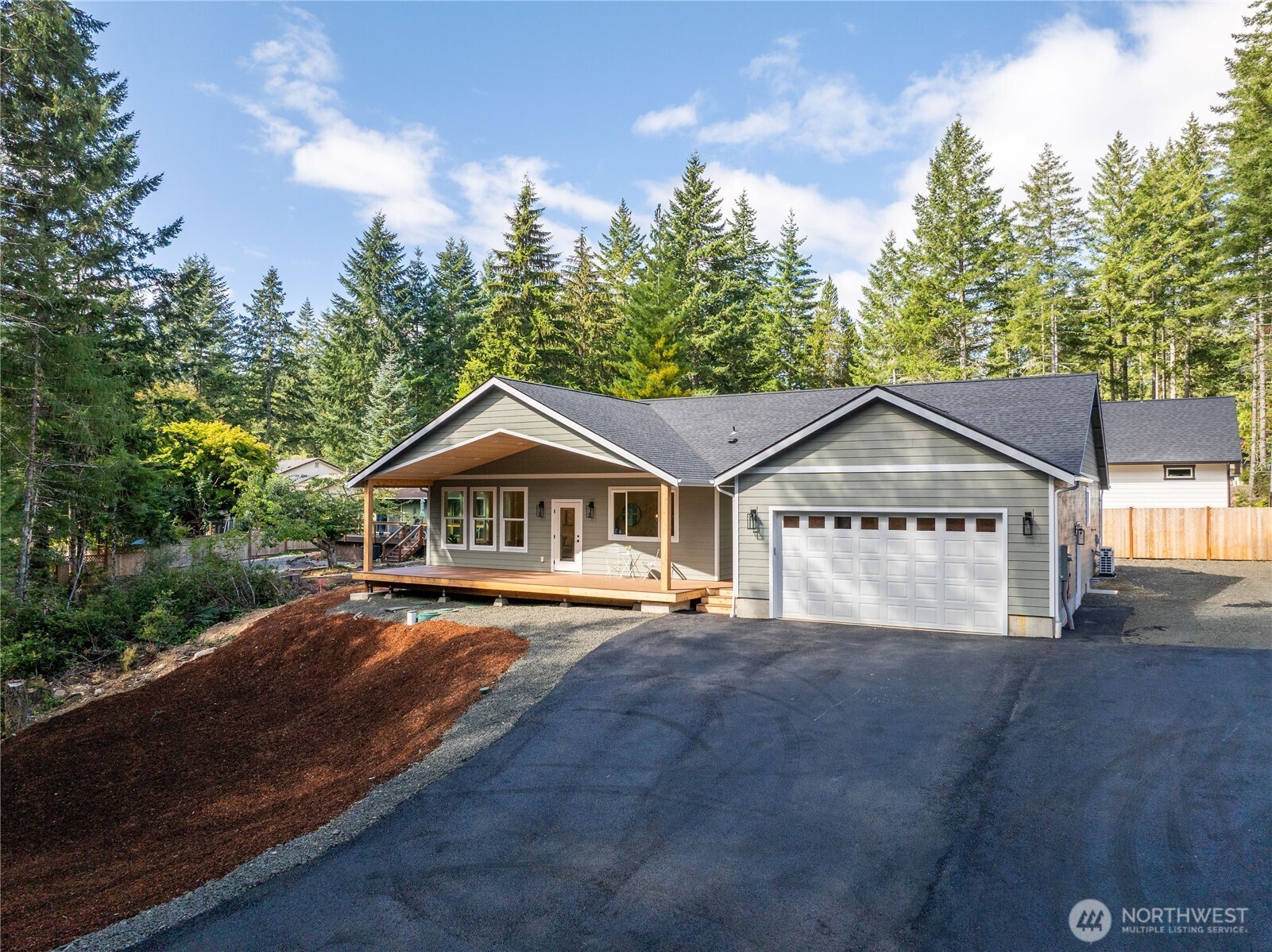 50 E Blackberry Lane Property Photo 2