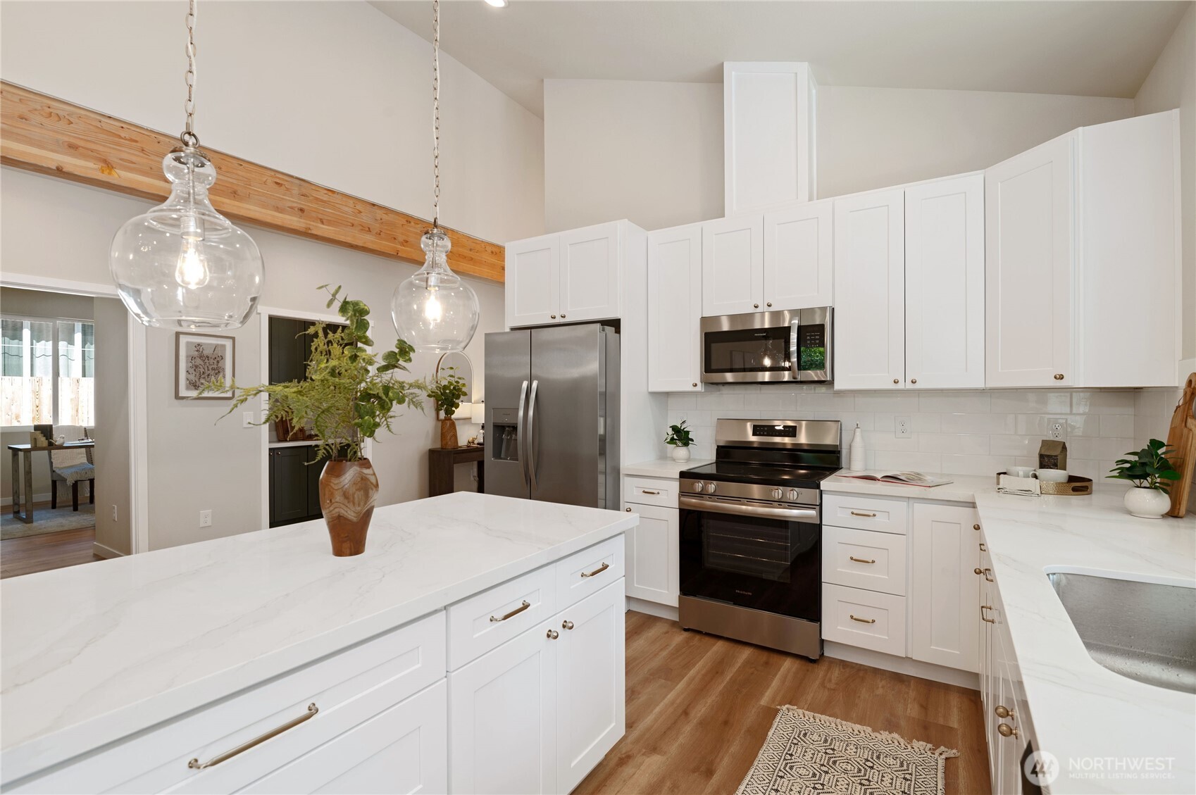 50 E Blackberry Lane Property Photo 6