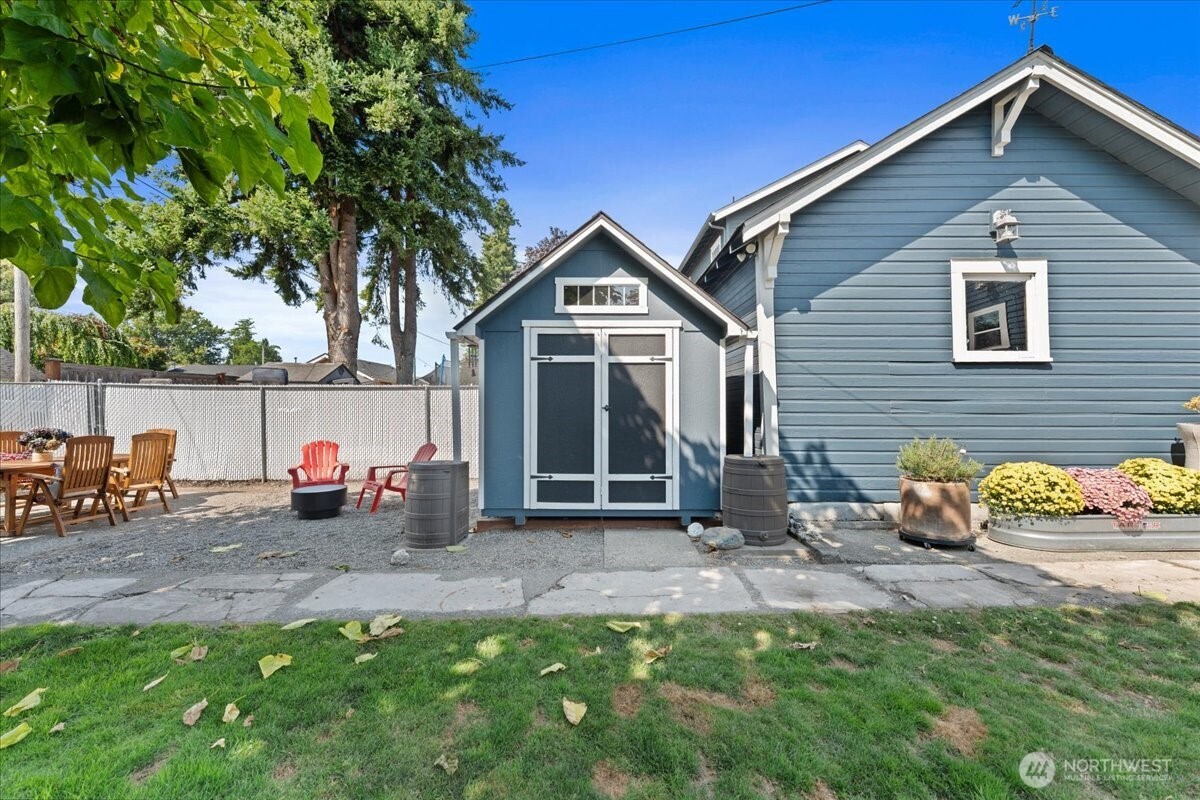 1138 Pioneer Street Property Photo 32
