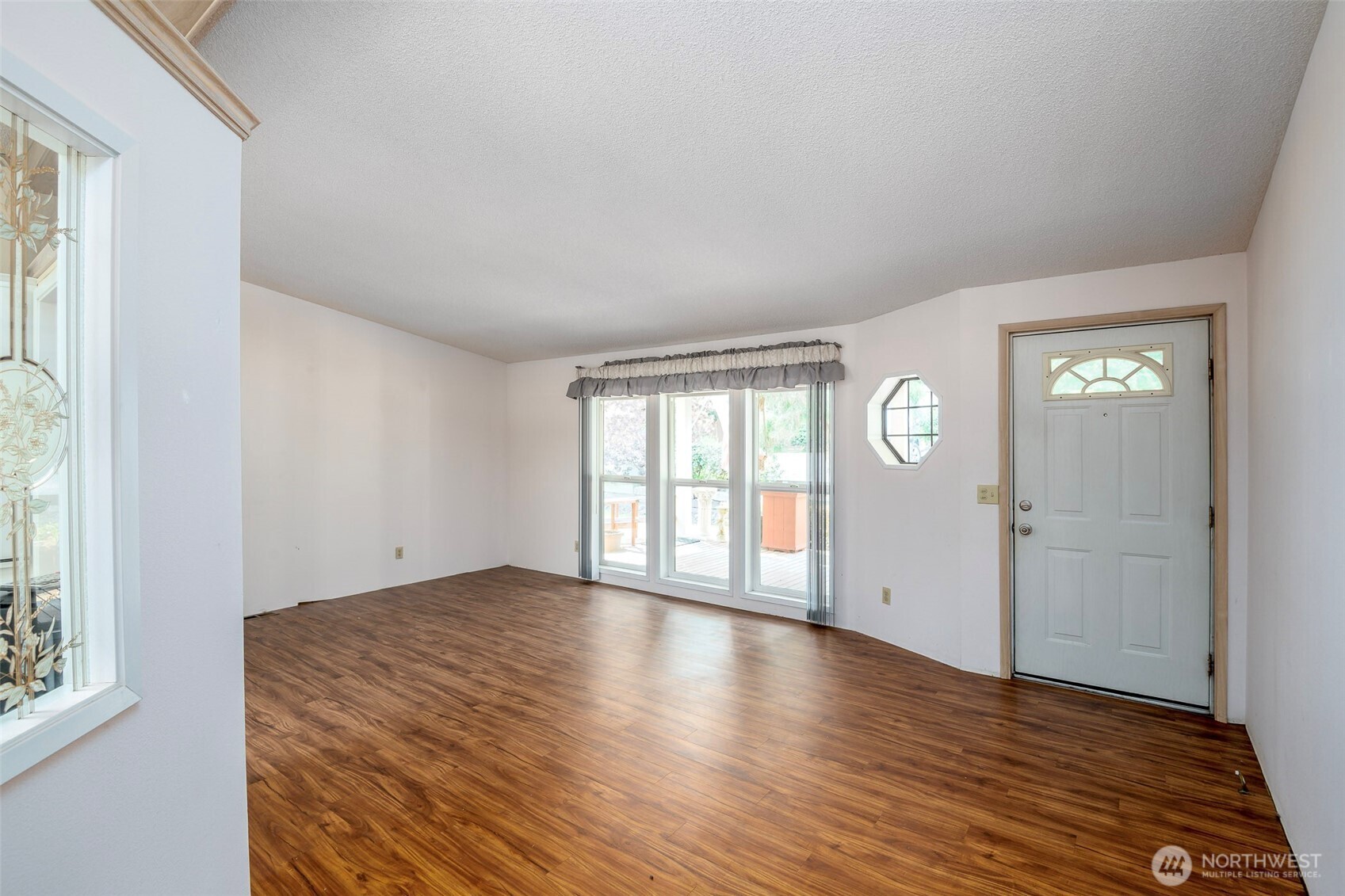 55 Hunt Road Property Photo 5