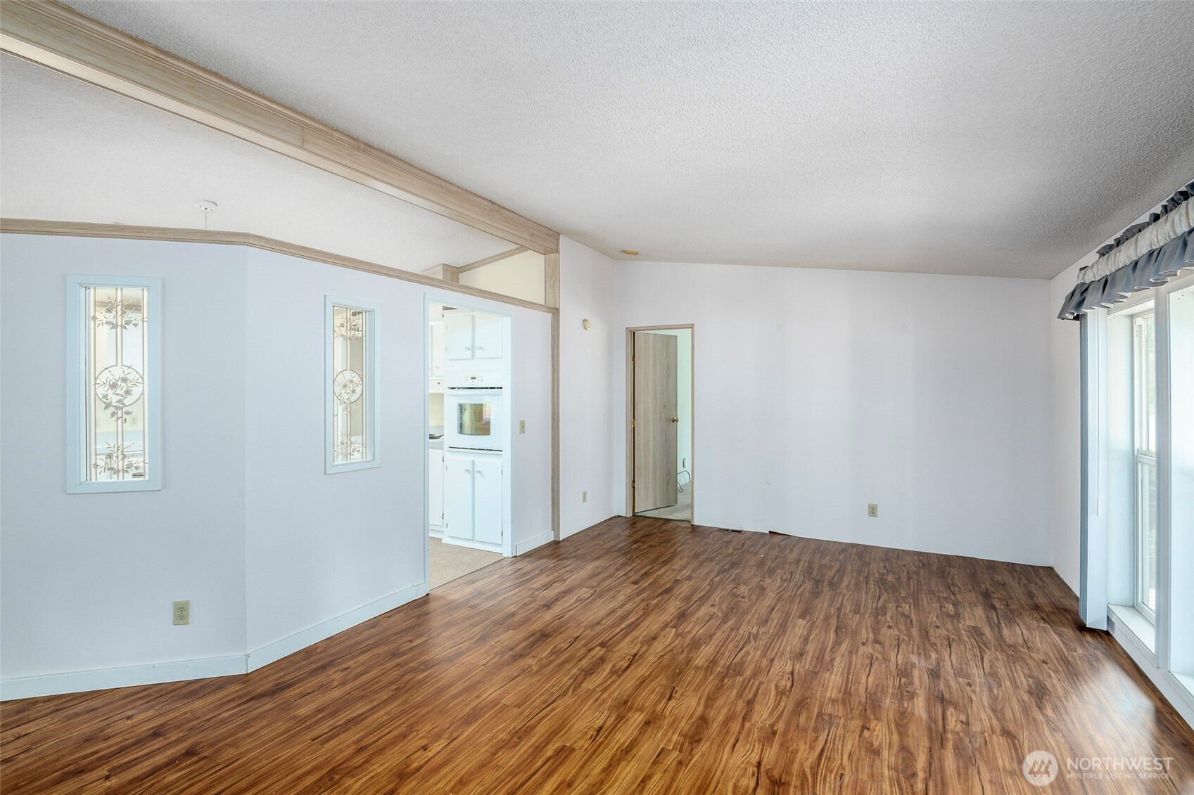 55 Hunt Road Property Photo 6