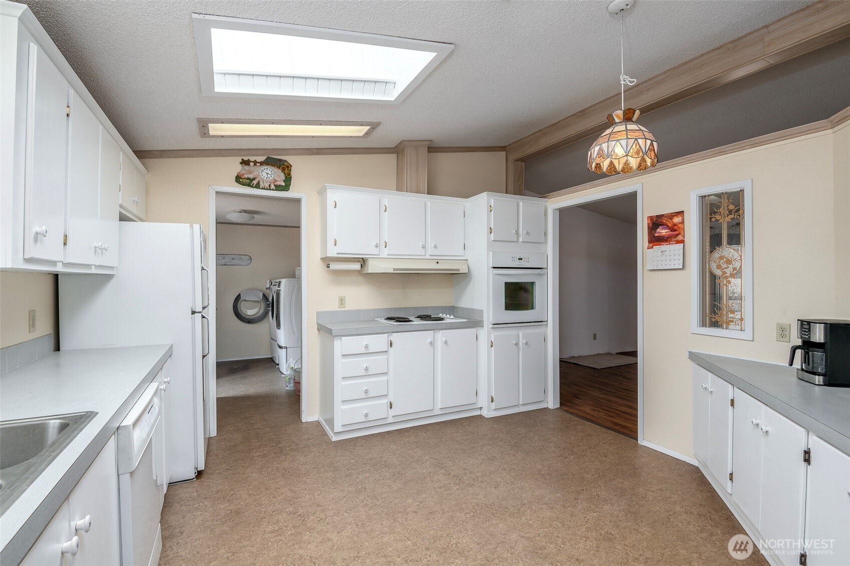 55 Hunt Road Property Photo 8