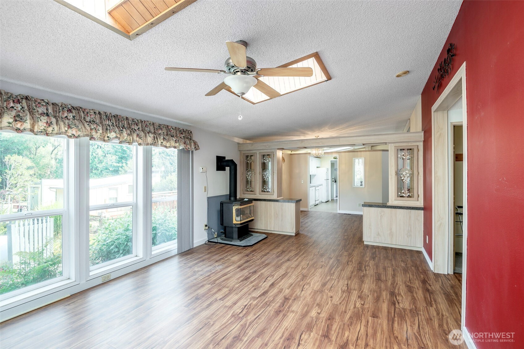 55 Hunt Road Property Photo 14
