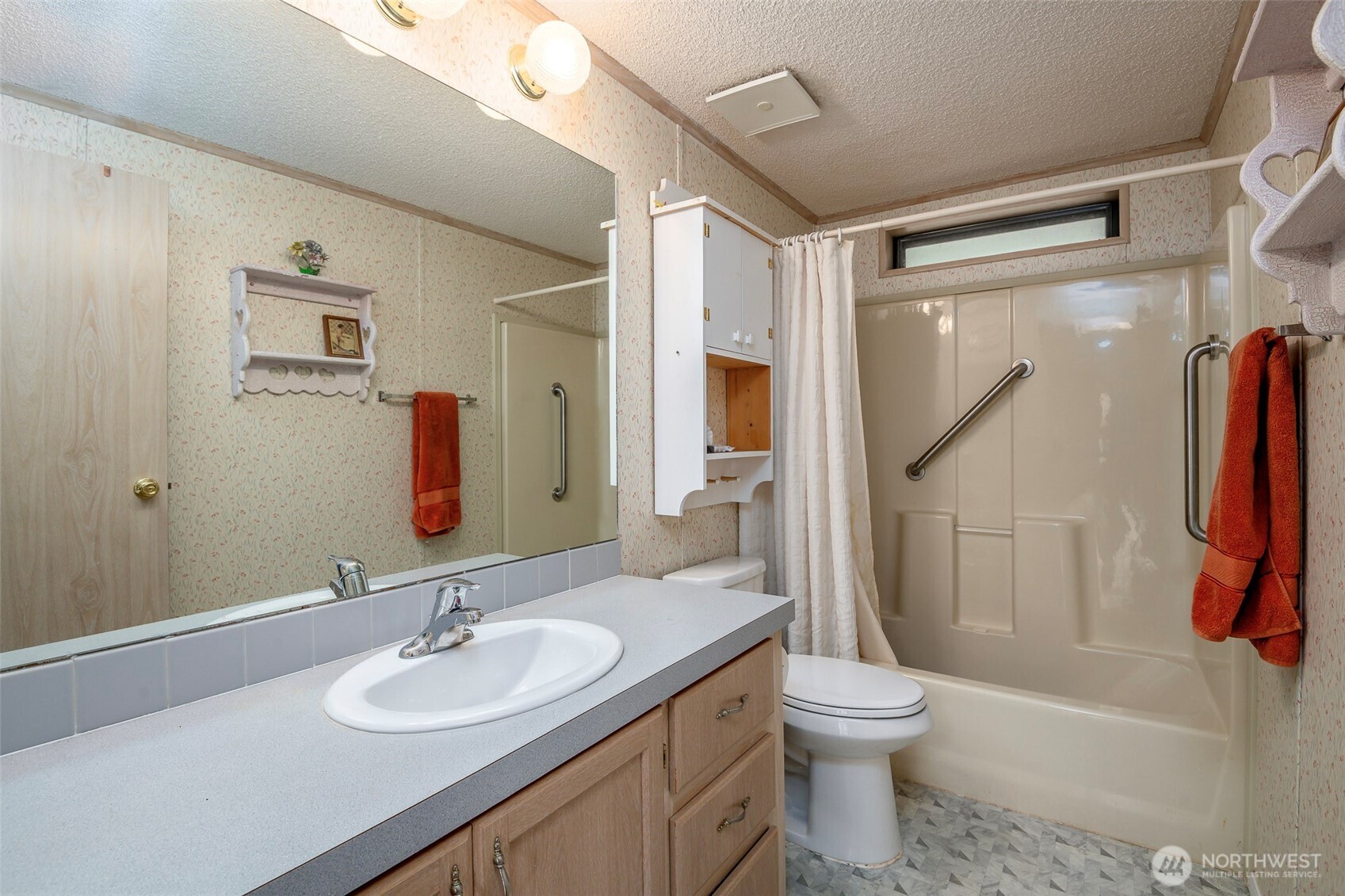 55 Hunt Road Property Photo 19
