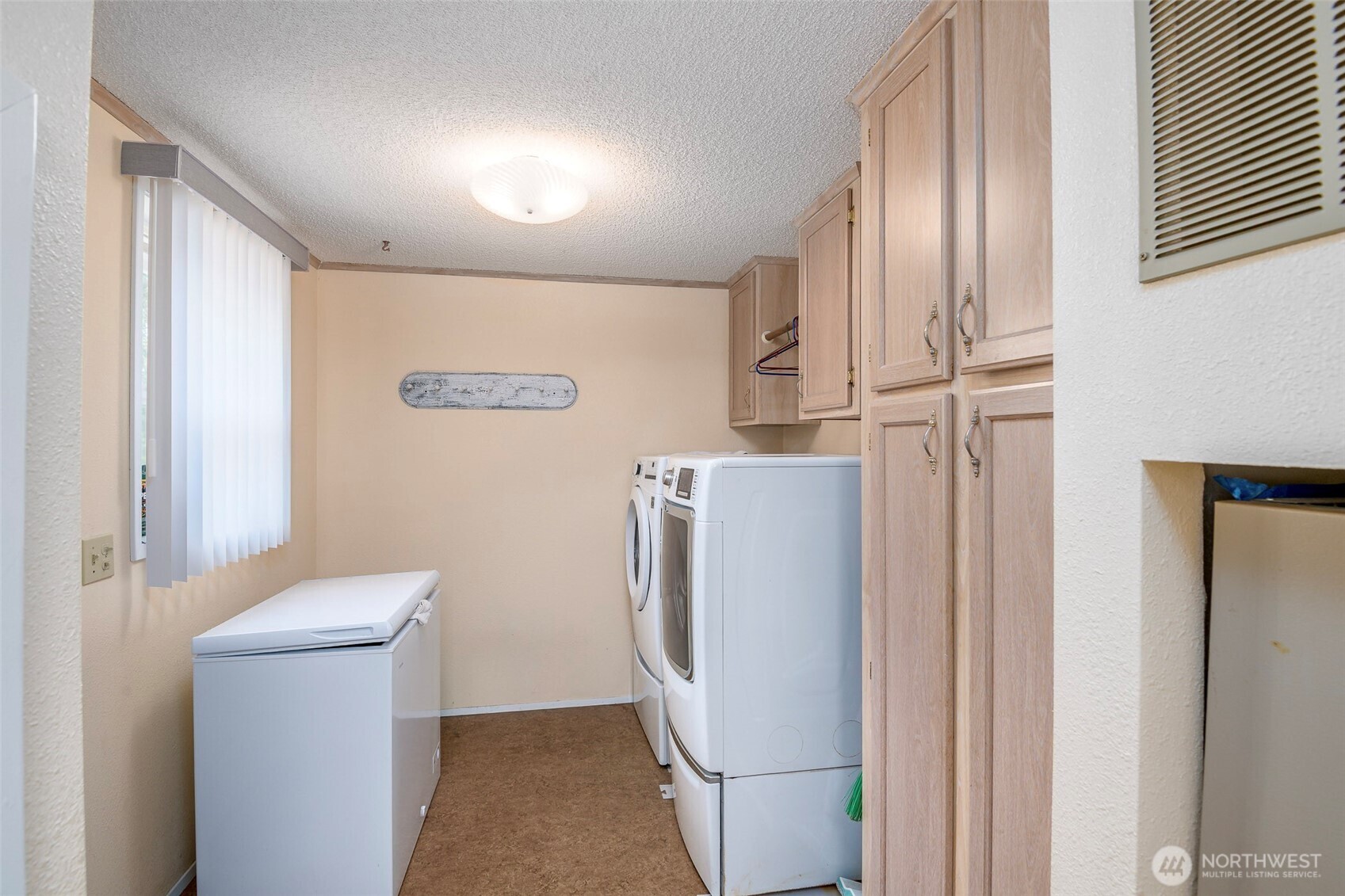 55 Hunt Road Property Photo 23