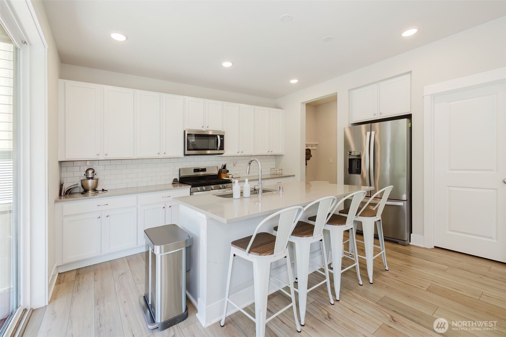 4436 Hibiscus Circle Property Photo 8