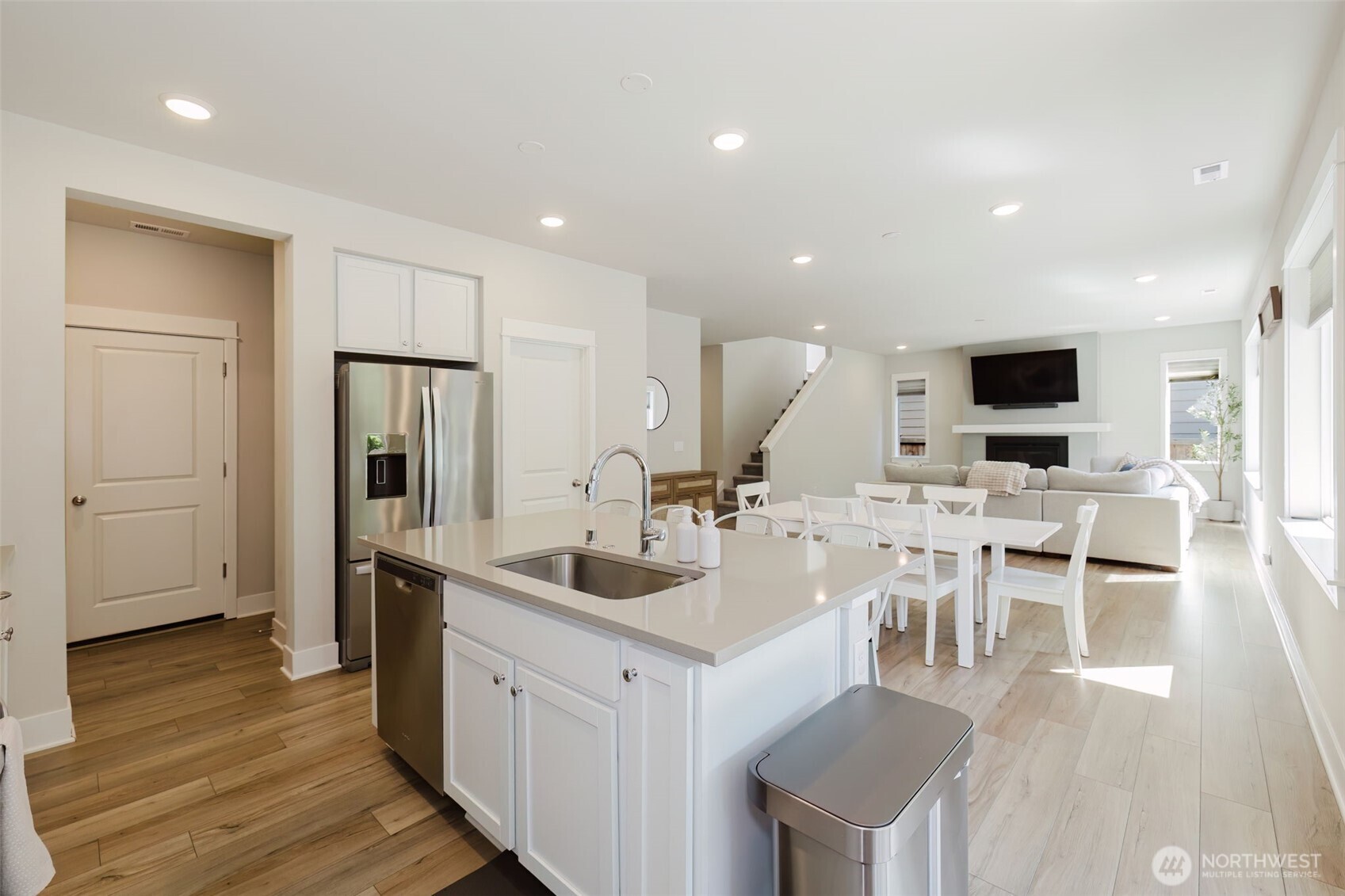4436 Hibiscus Circle Property Photo 9