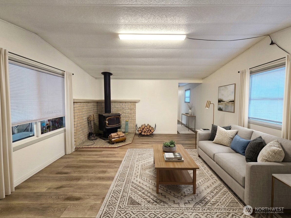 5220 176th St 85 Property Photo 3