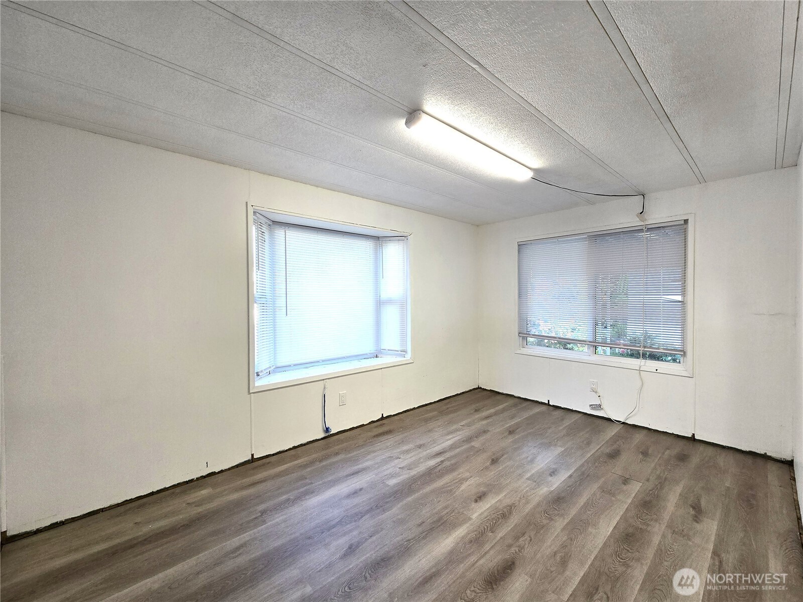 5220 176th St 85 Property Photo 9