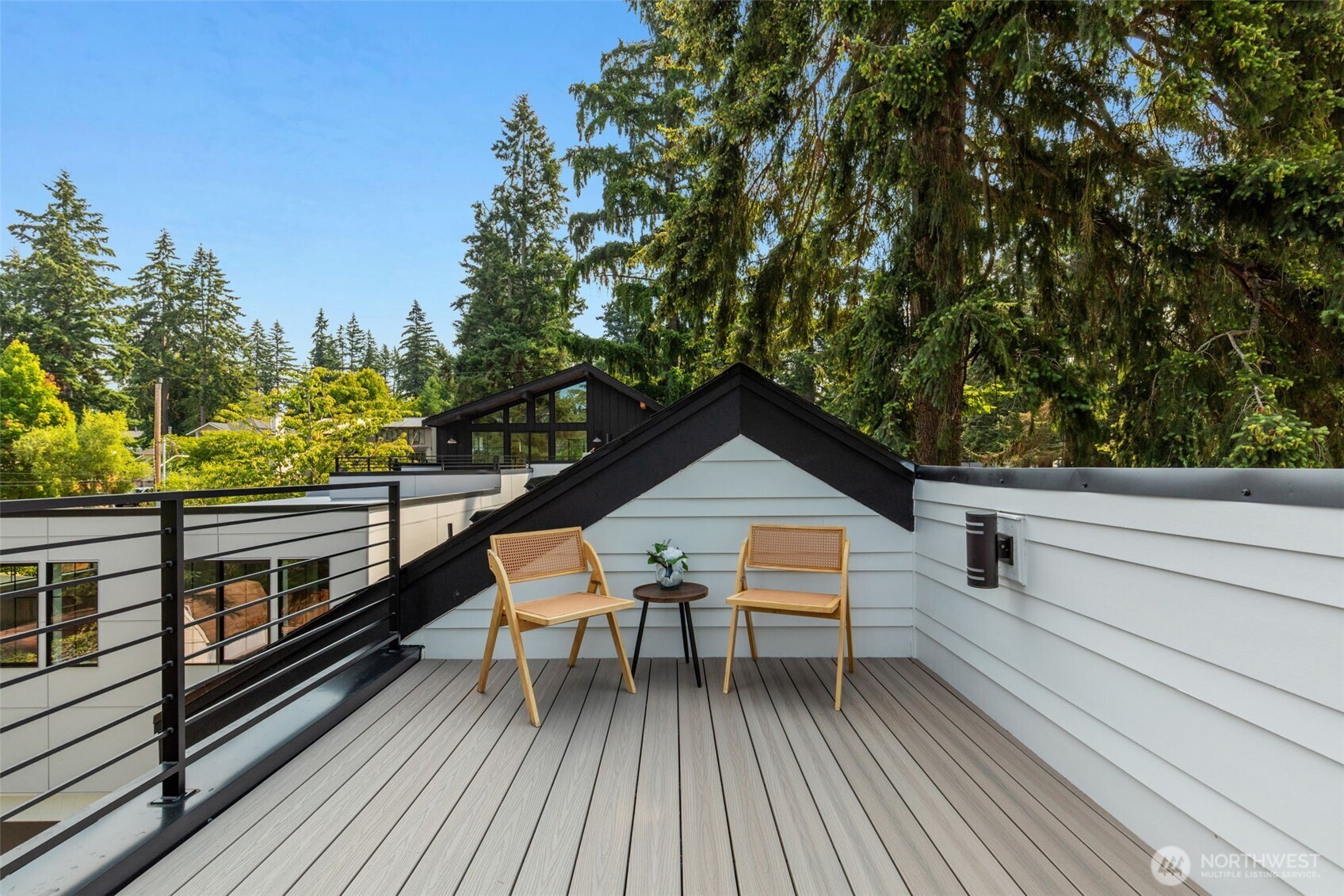 12713 4th Avenue Property Photo 2