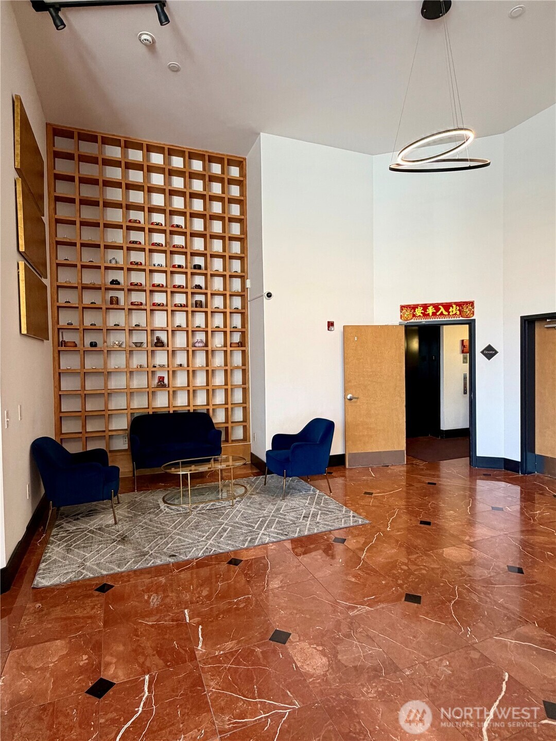 668 S Lane Street 406 Property Photo 4