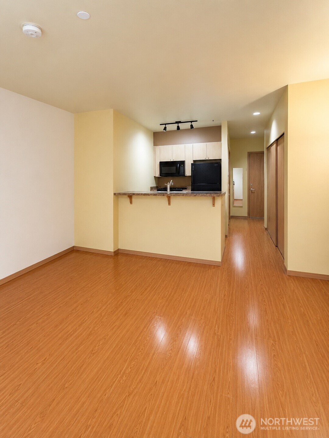 668 S Lane Street 406 Property Photo 7