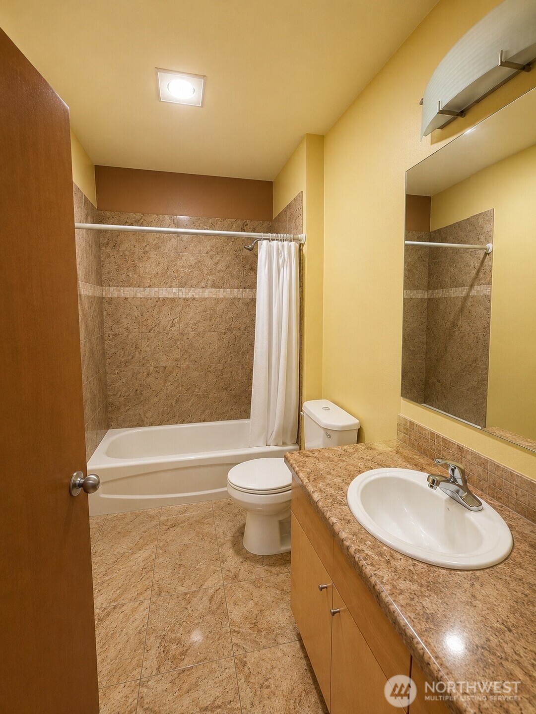 668 S Lane Street 406 Property Photo 9