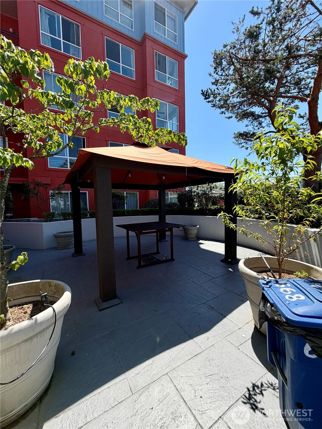 668 S Lane Street 406 Property Photo 17