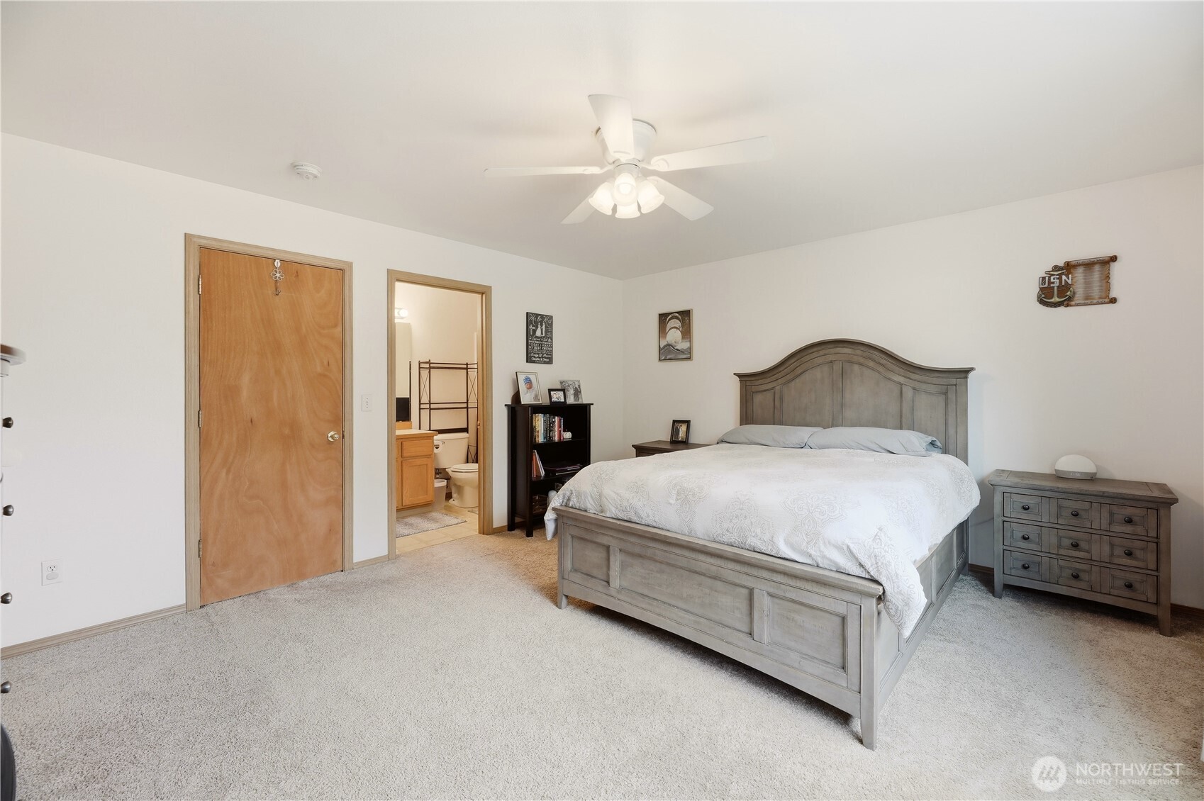 9911 48th Drive A Property Photo 15