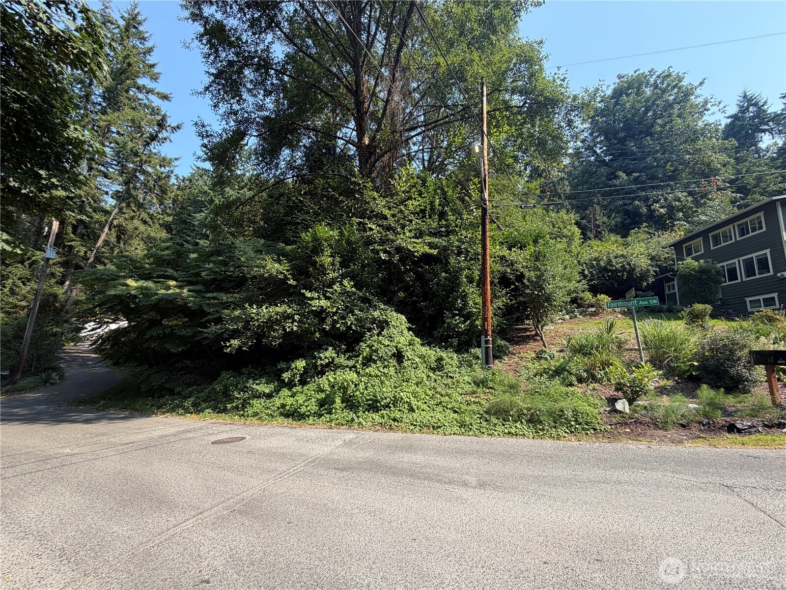 21 Xx Fairmount Avenue Property Photo 5