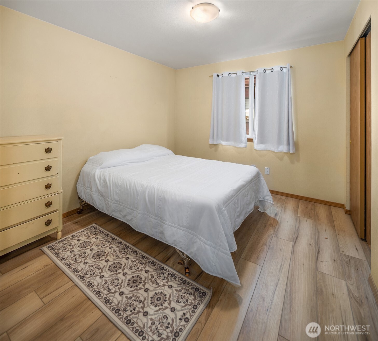 8215 49th Avenue Property Photo 15