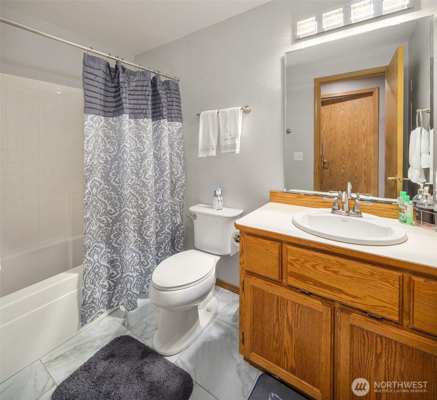 8215 49th Avenue Property Photo 16