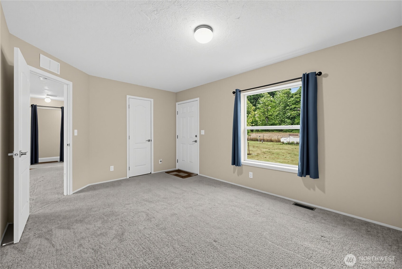 209 Waterloo Road Property Photo 14