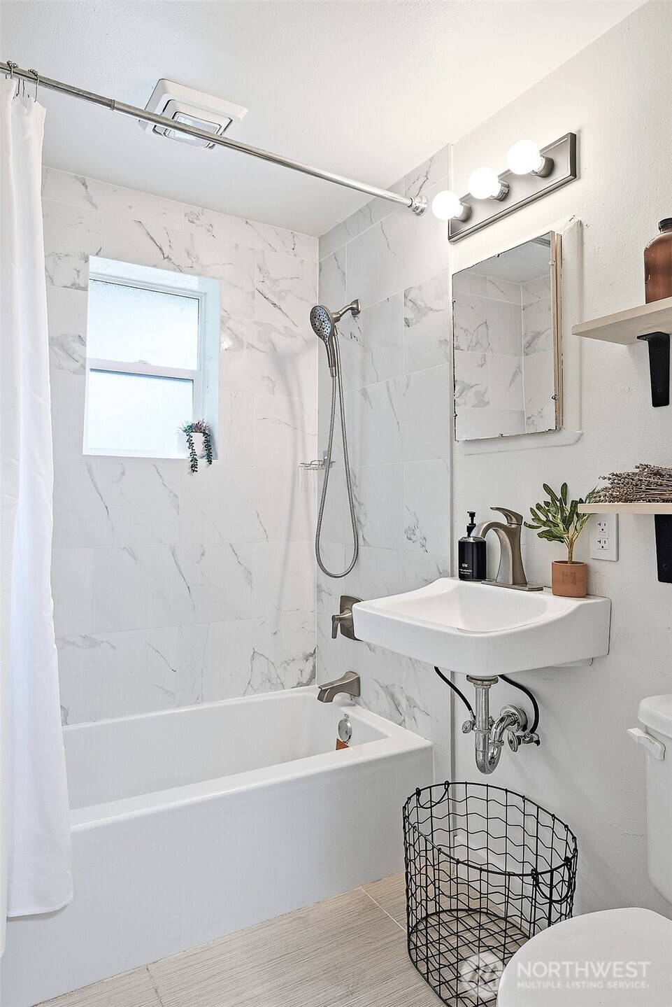 17211 5th Avenue Property Photo 13