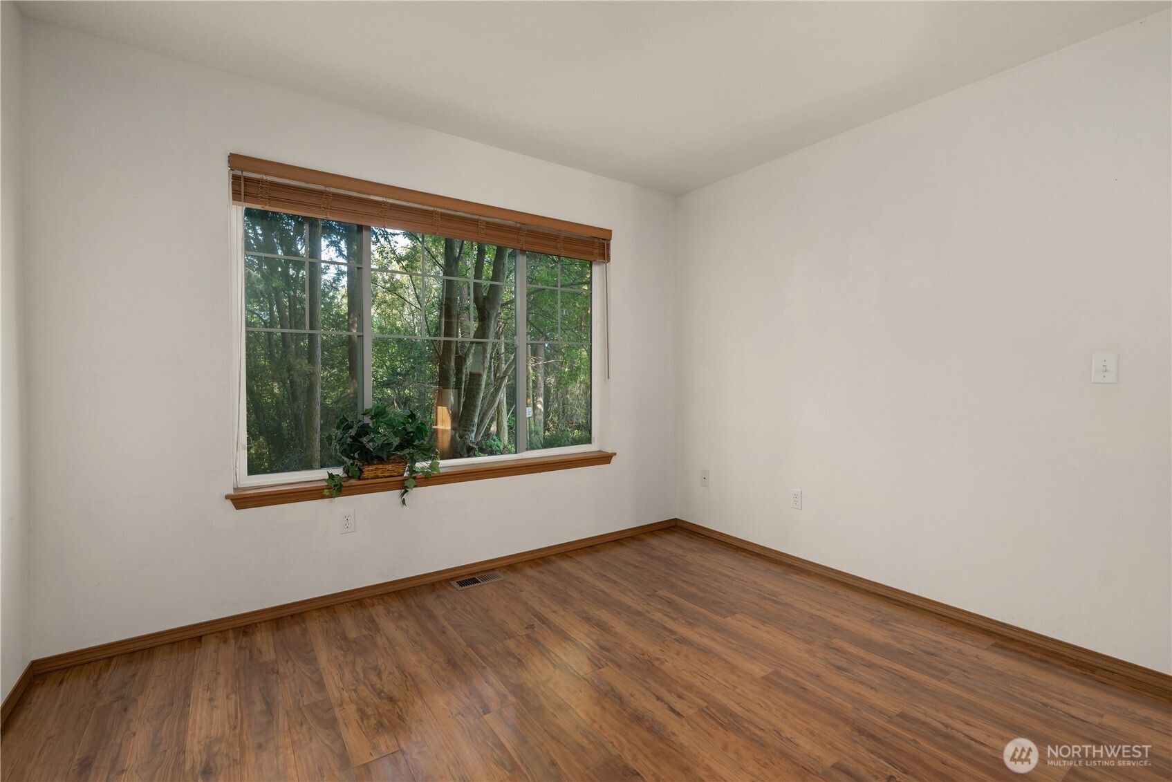 1186 Nw Kathleen Drive Property Photo 19