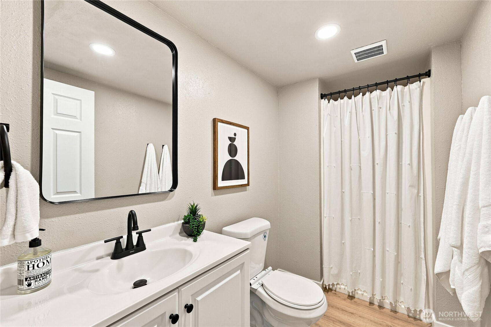 2321 Ne Eton Lane Property Photo 33