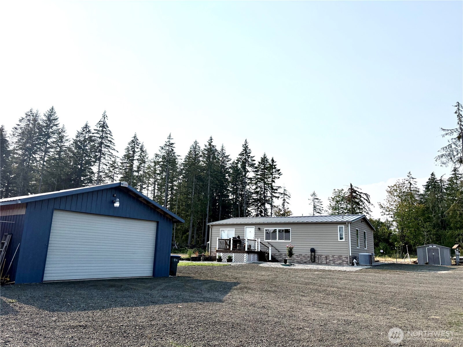 320 E Lonesome Creek Road Property Photo 22