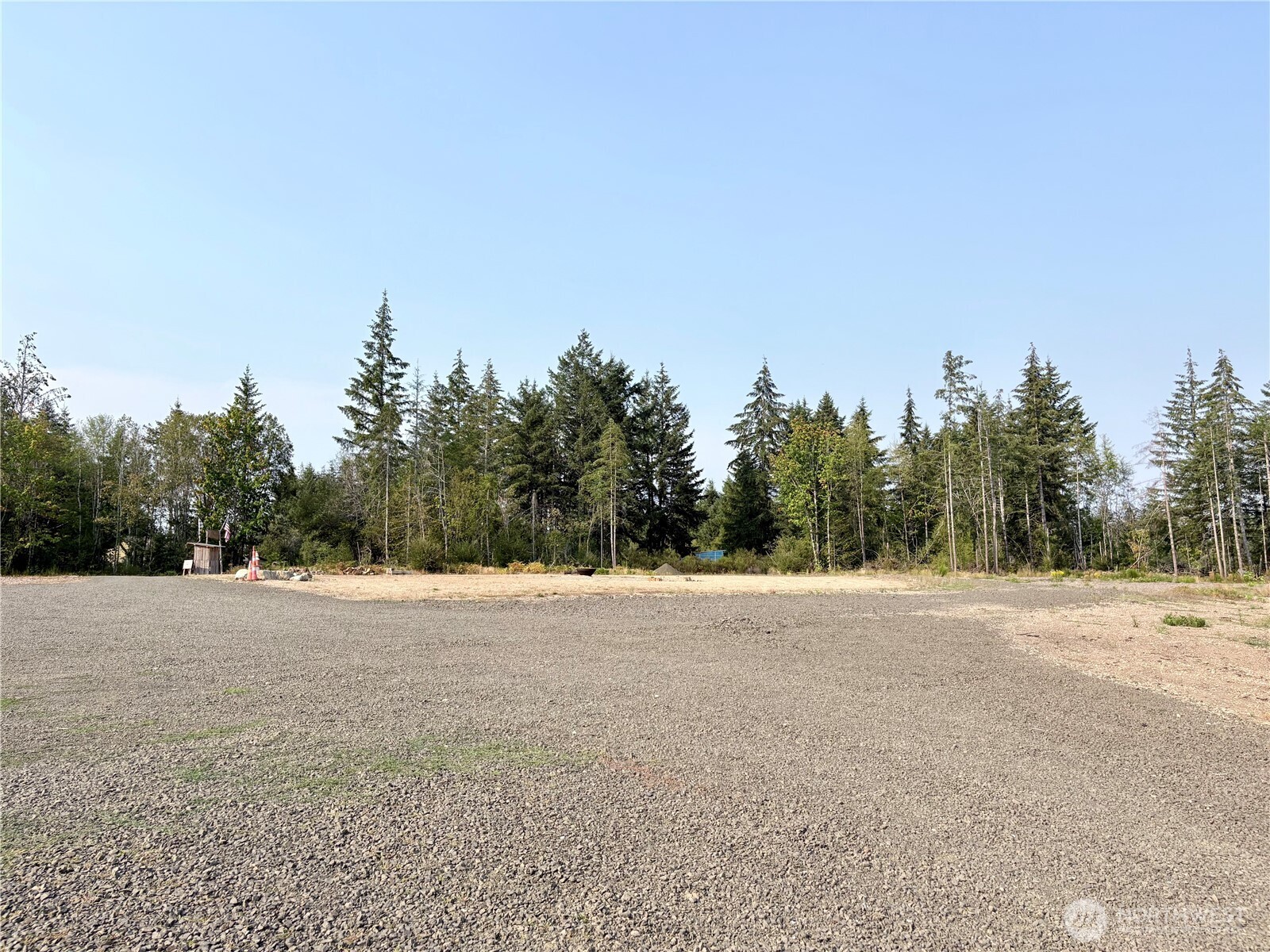 320 E Lonesome Creek Road Property Photo 23