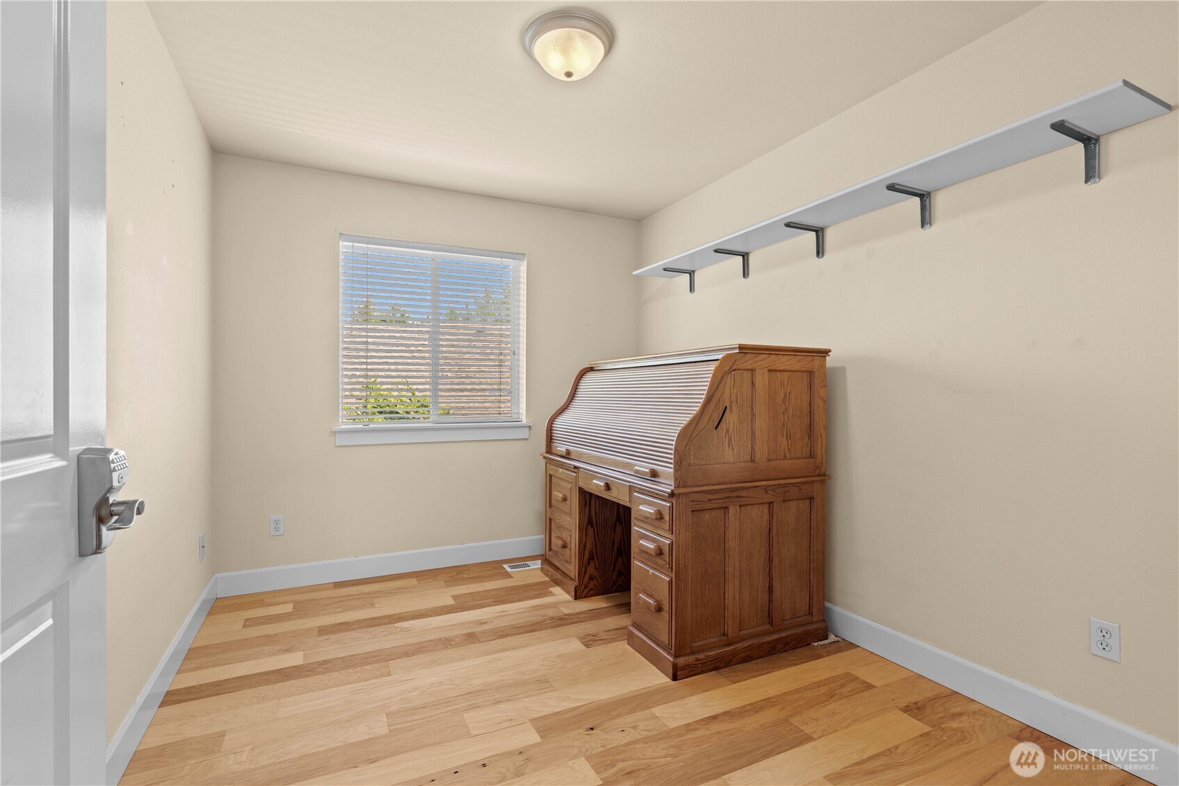 2010 26th Place Property Photo 23
