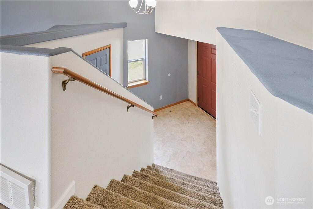 735 E Tara Lee Avenue Property Photo 6