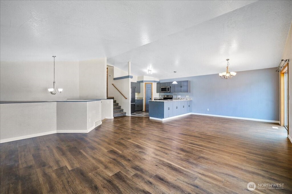 735 E Tara Lee Avenue Property Photo 10