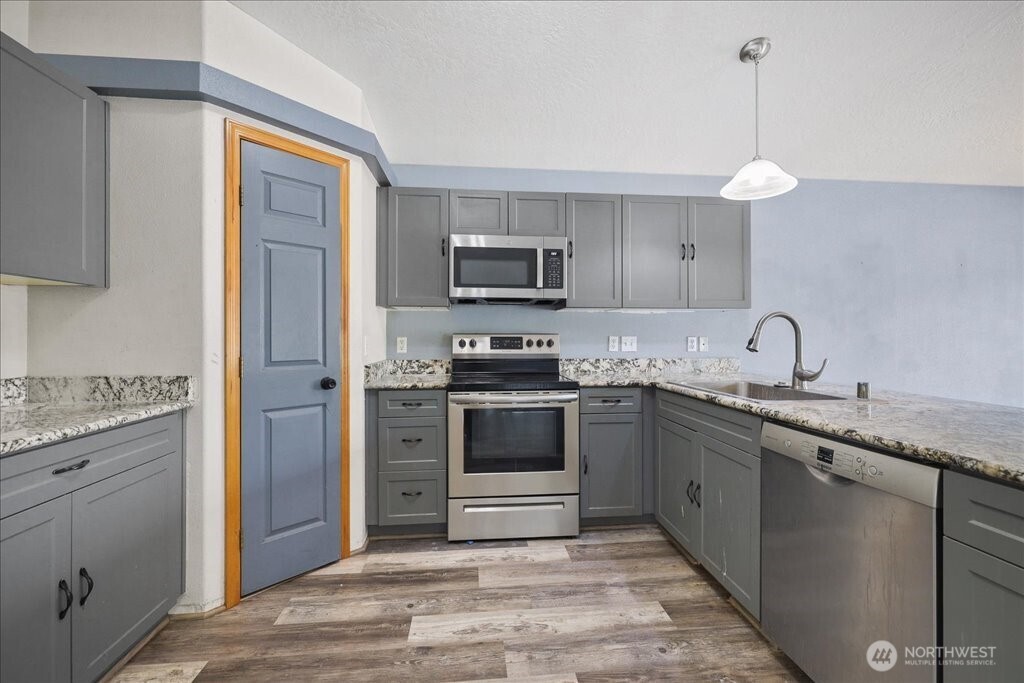 735 E Tara Lee Avenue Property Photo 15