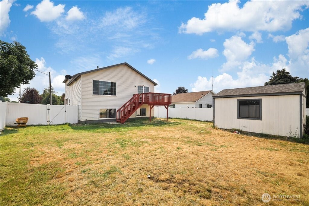 735 E Tara Lee Avenue Property Photo 29