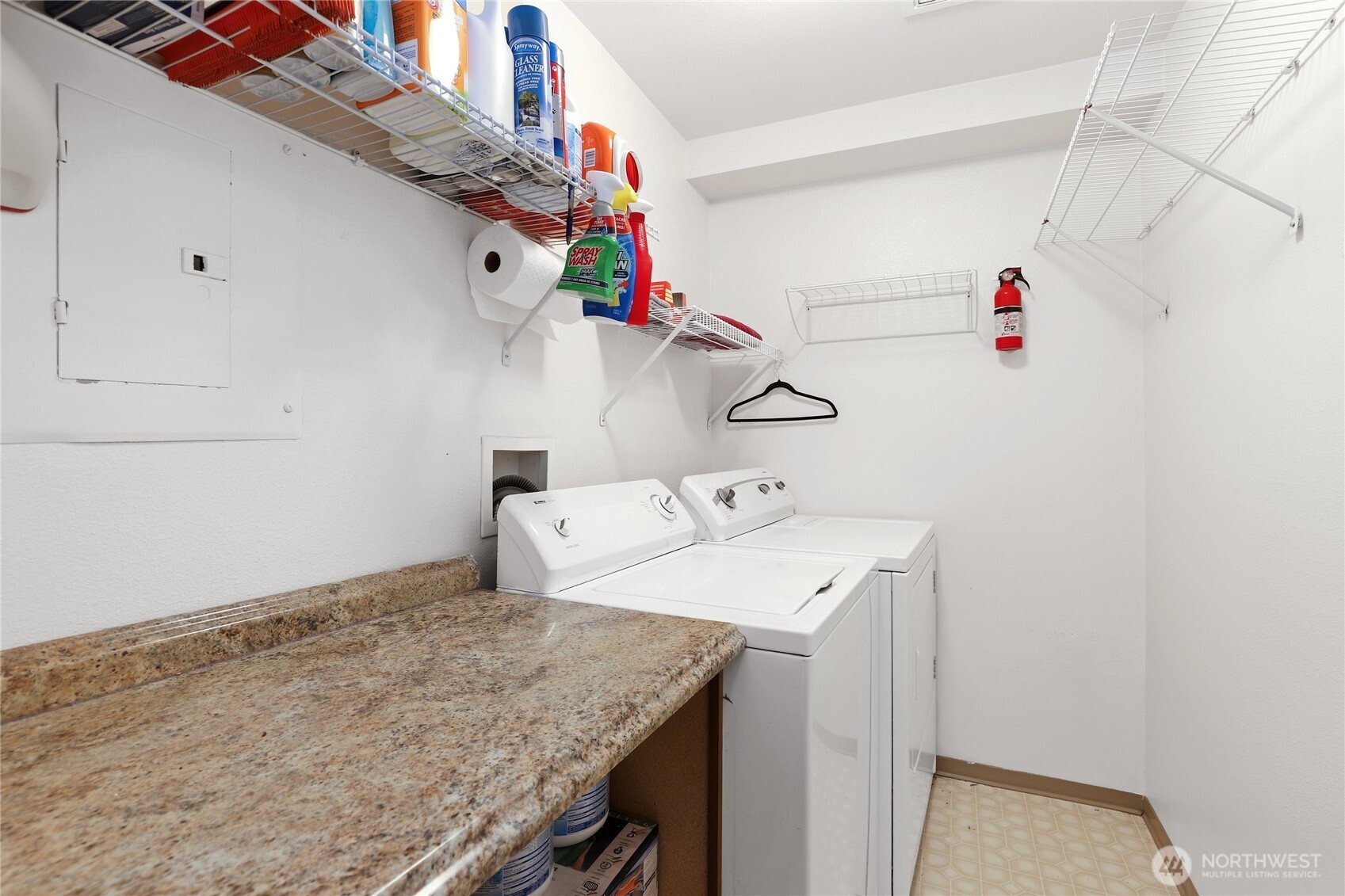 4719 Nw Walgren Drive D-103 Property Photo 19