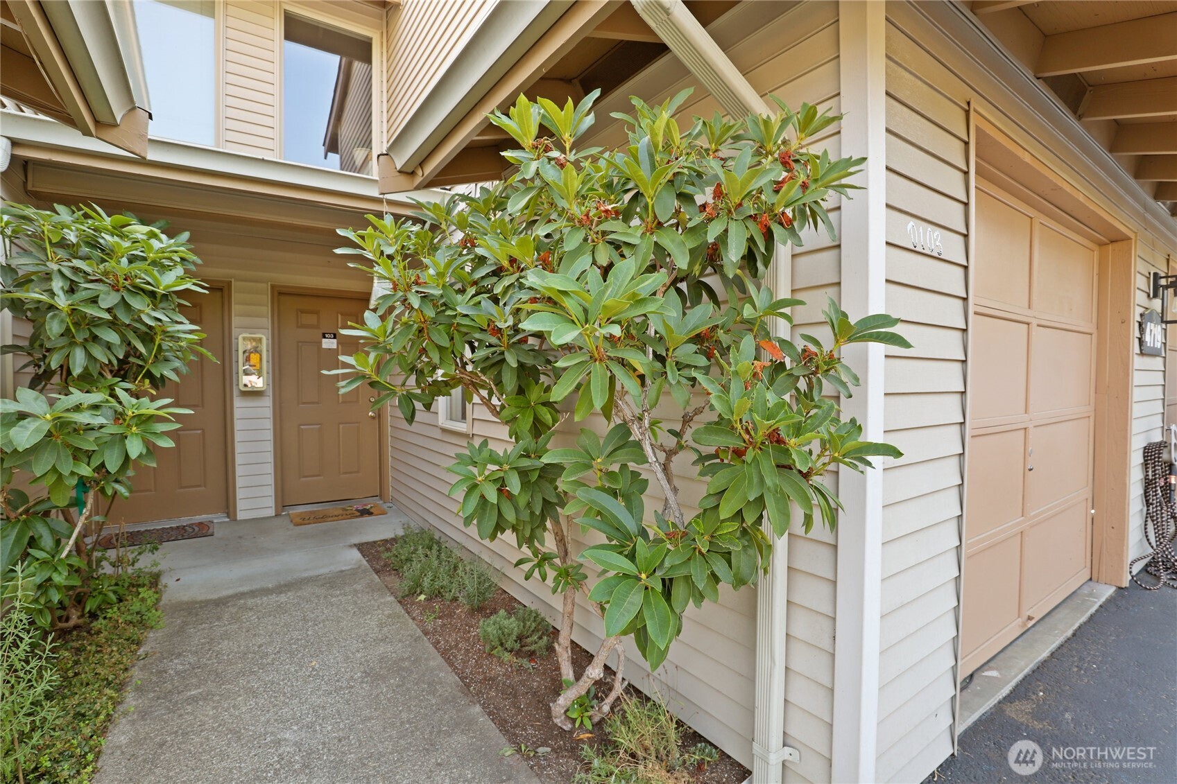 4719 Nw Walgren Drive D-103 Property Photo 22
