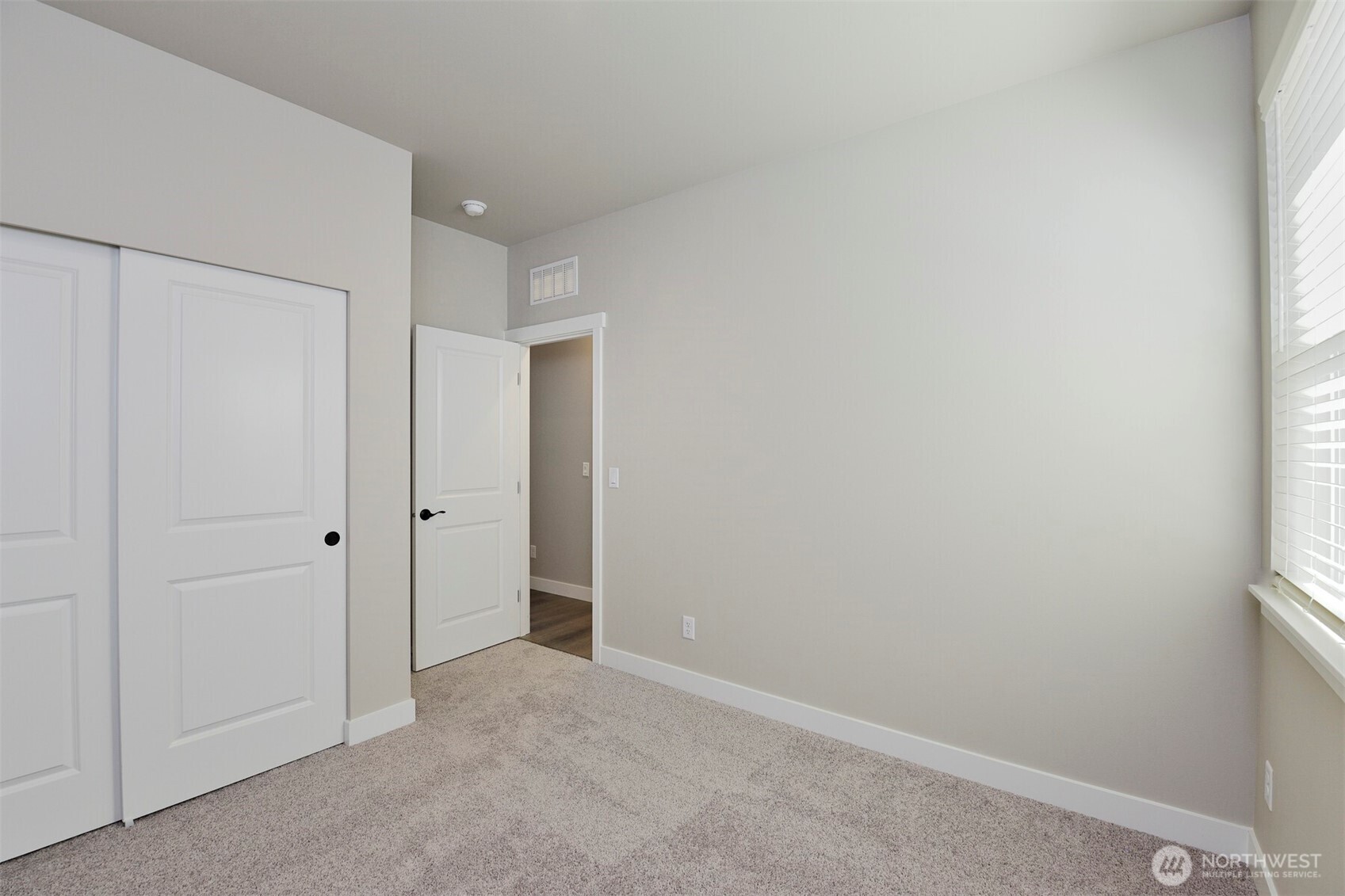5850 Lost City Lane Property Photo 12