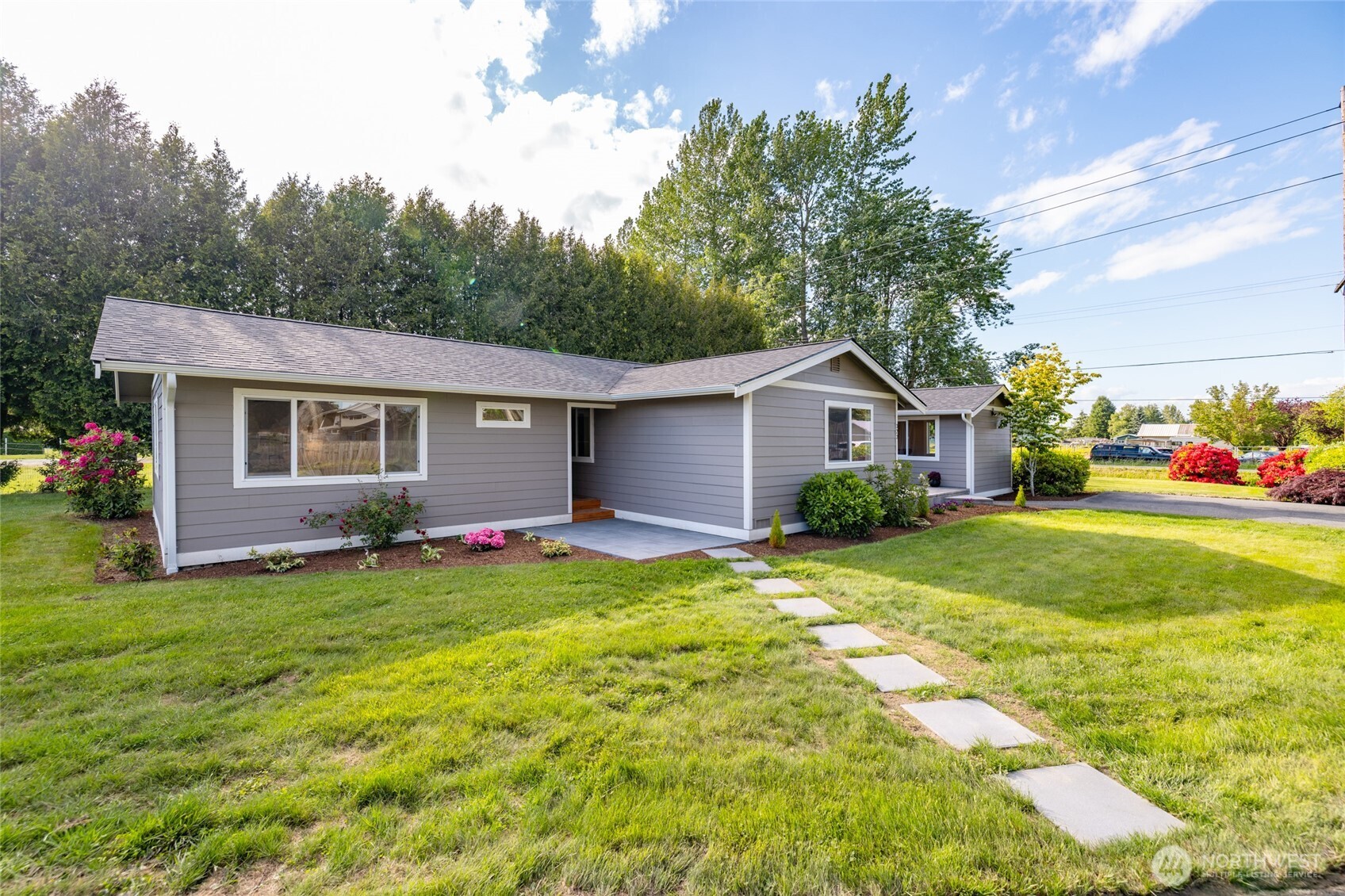 323 W King Tut Road Property Photo 27