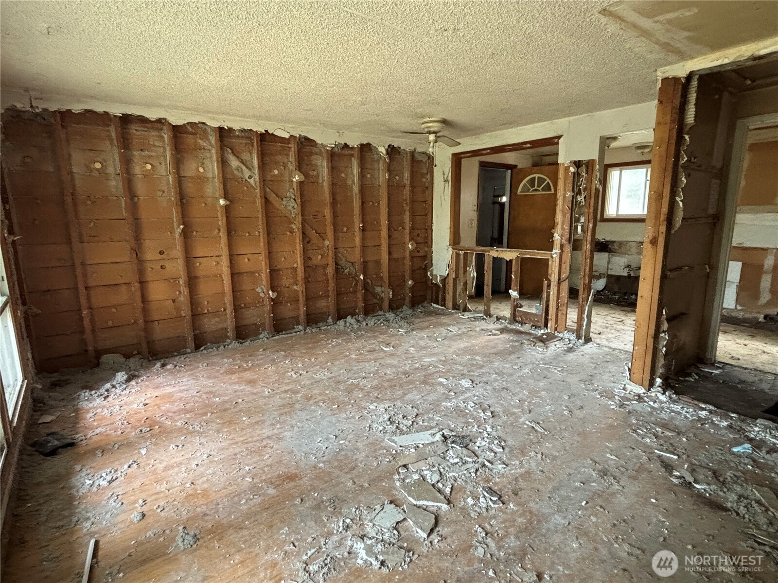 15421 30th Avenue Property Photo 2