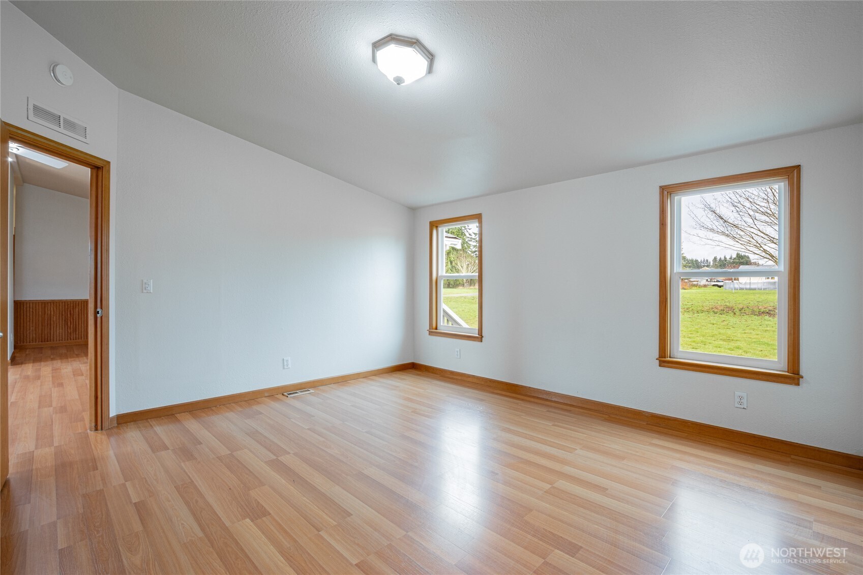 18231 Doris Lane Property Photo 13