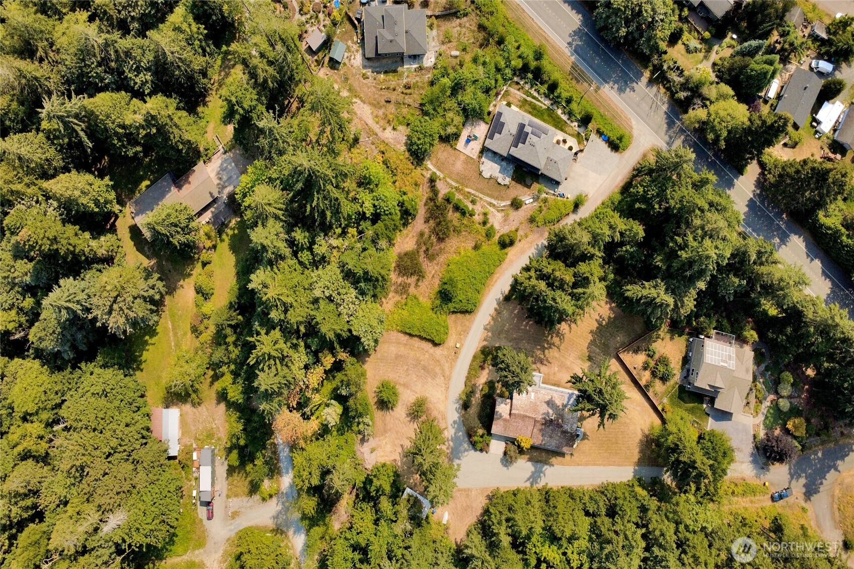 685 N Chuckanut Drive Property Photo 2