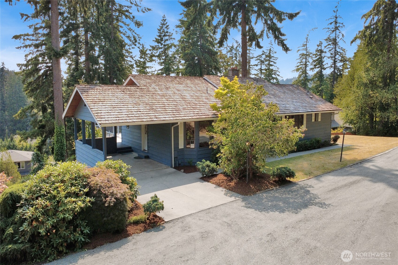 685 N Chuckanut Drive Property Photo 8
