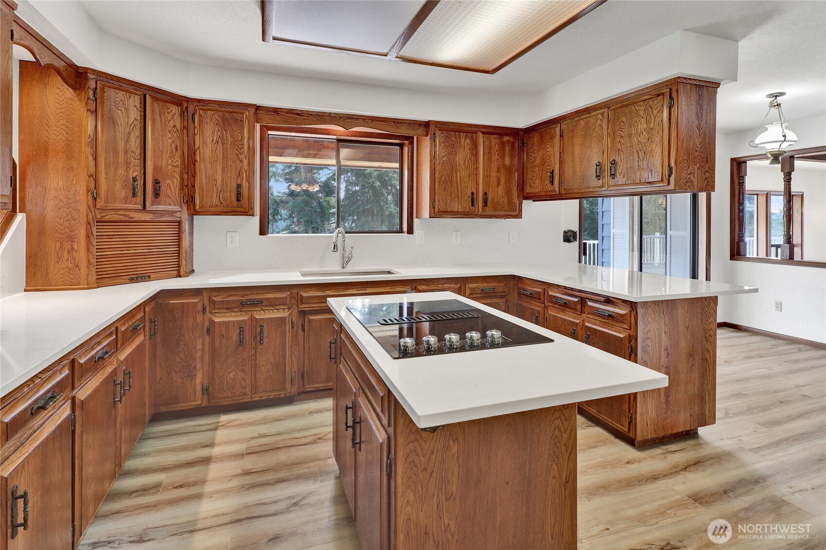 685 N Chuckanut Drive Property Photo 17