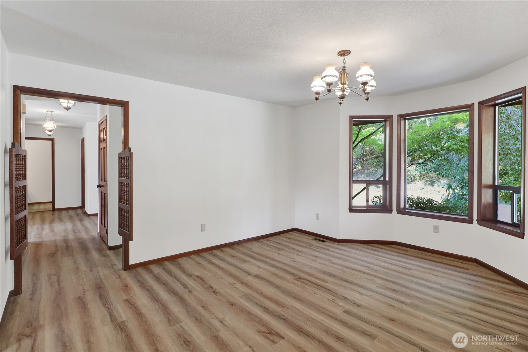685 N Chuckanut Drive Property Photo 20