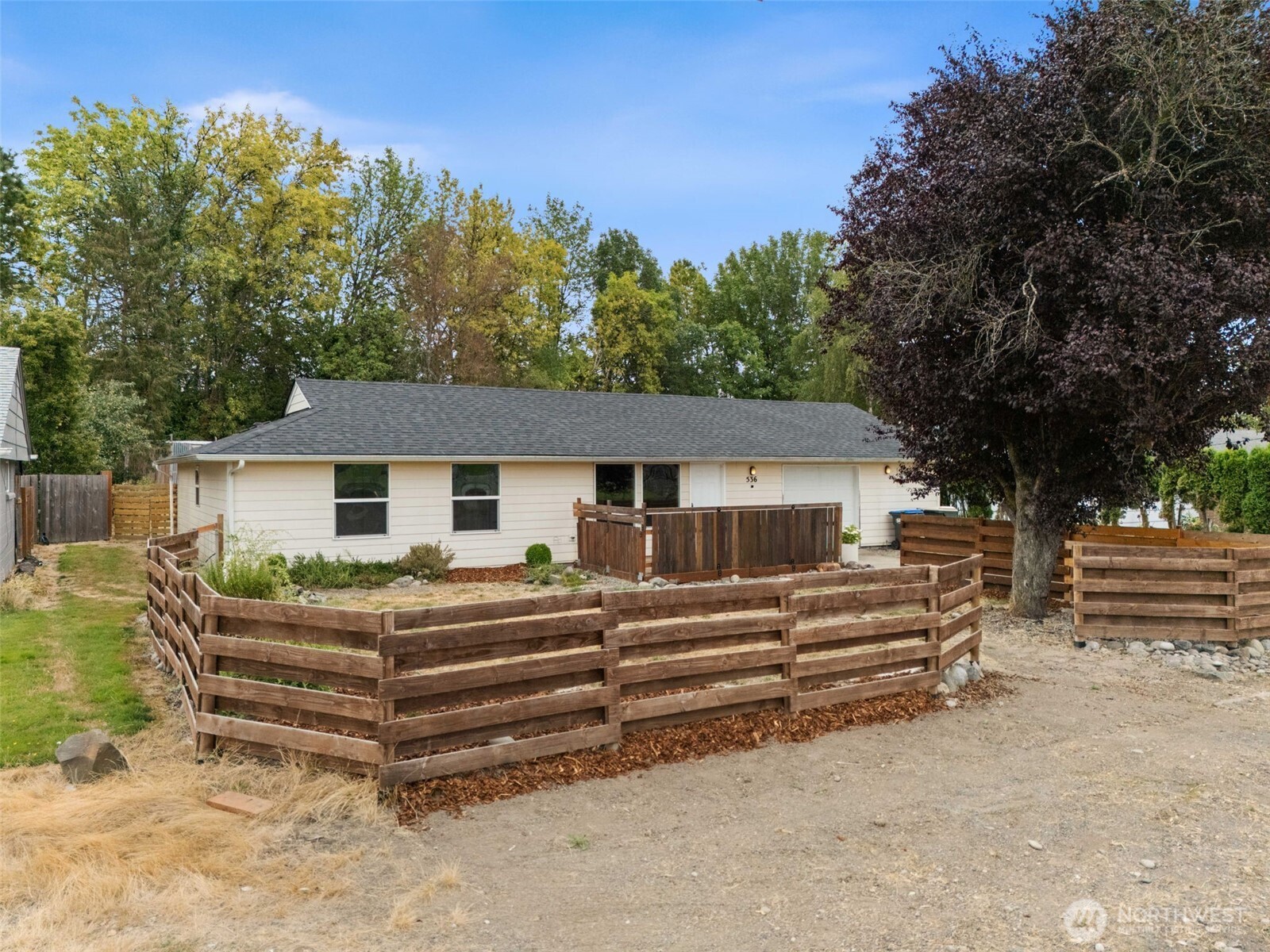 536 Sw 18th Street Property Photo 3