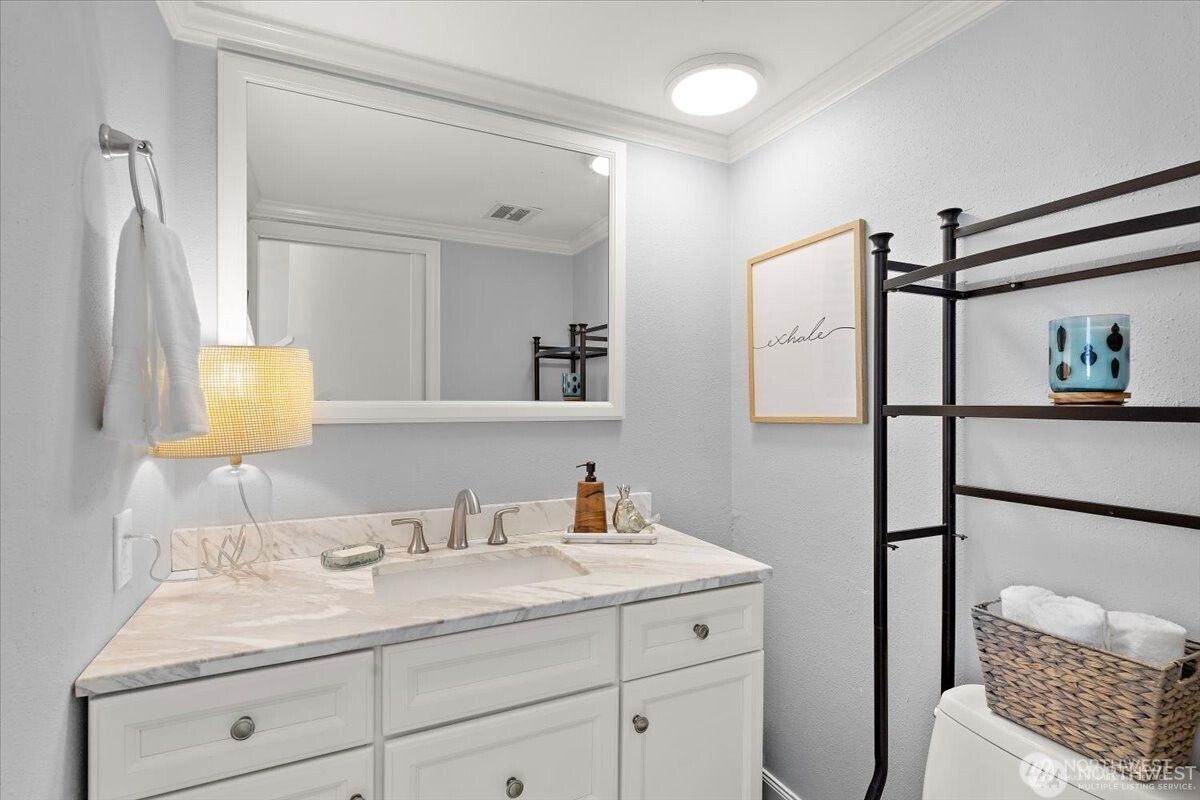 4605 170th Place Property Photo 16
