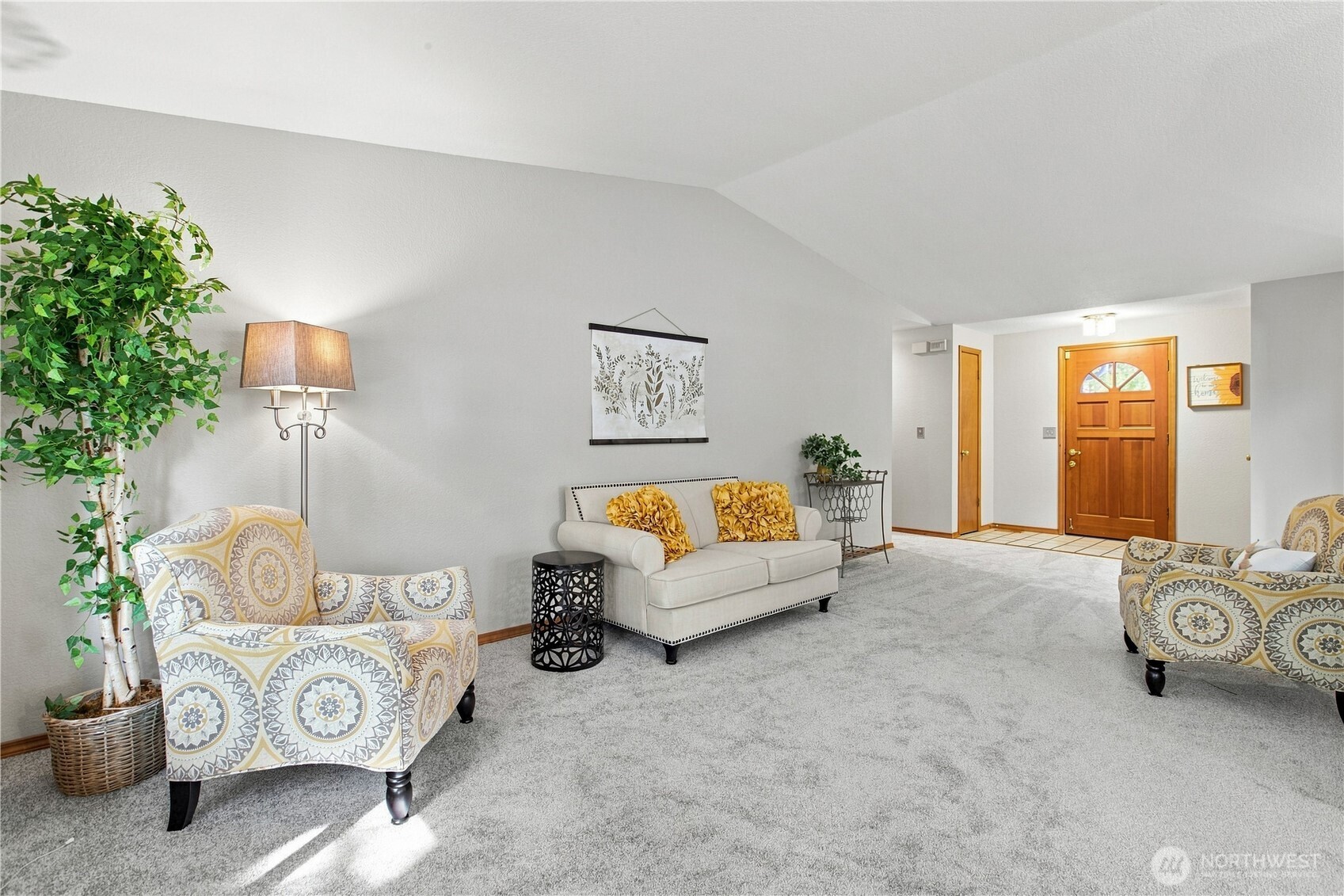 1217 E Street Property Photo 7