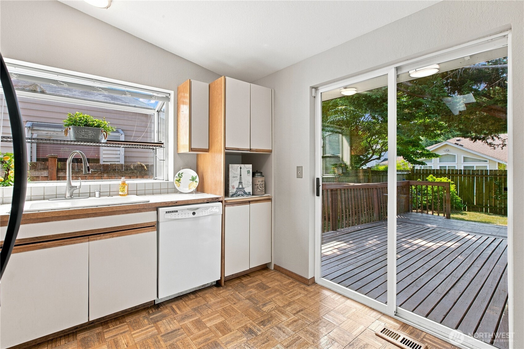 1217 E Street Property Photo 14